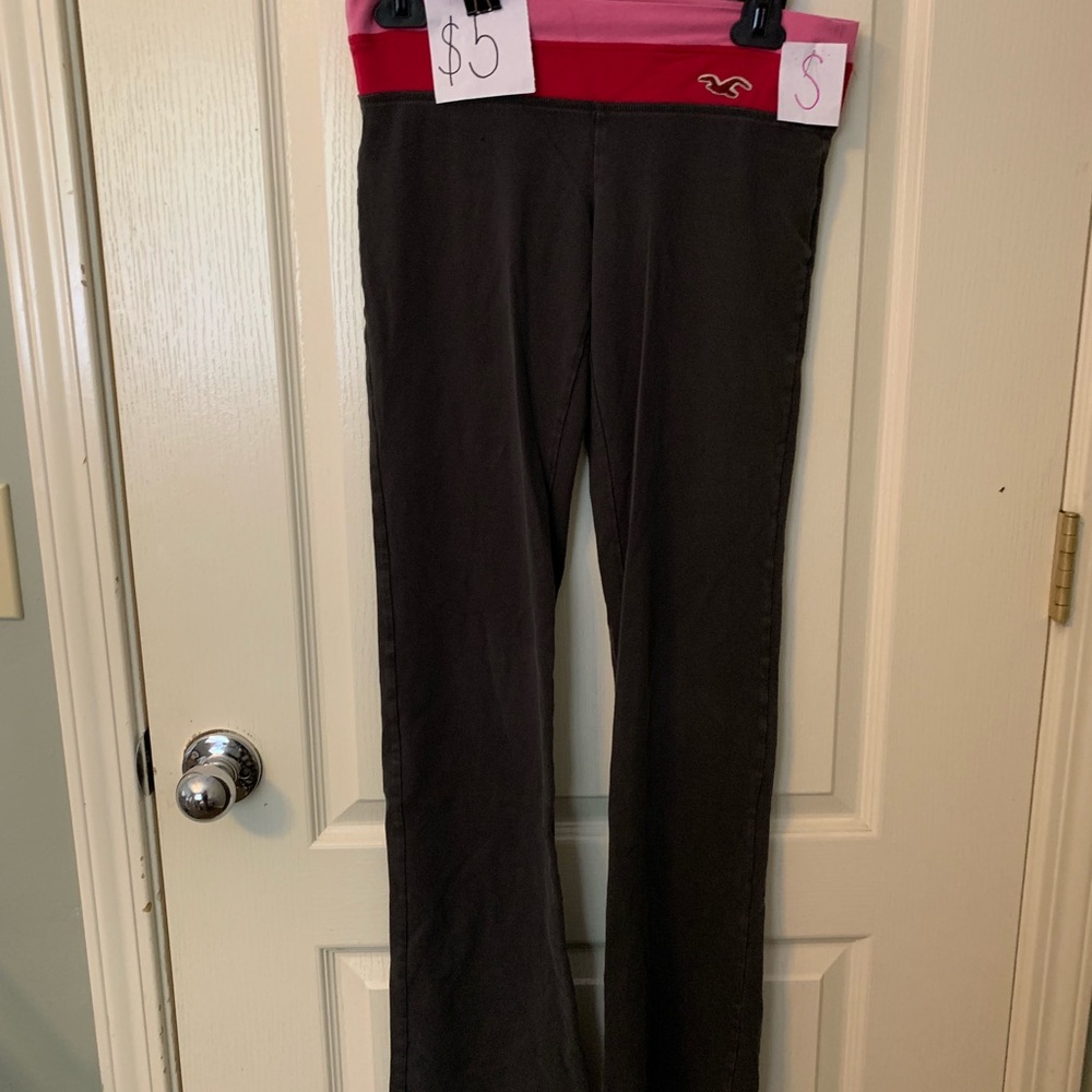 Hollister yoga pants